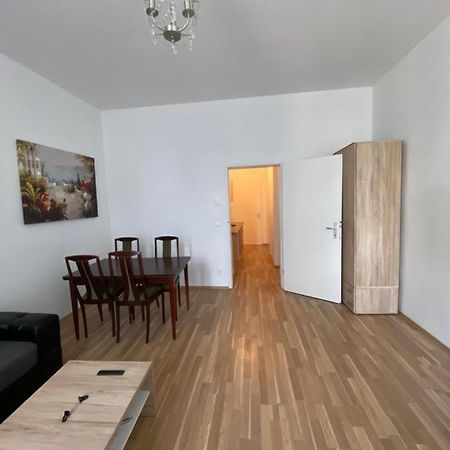 Niceapartmenthollergasse 8 Вена Экстерьер фото